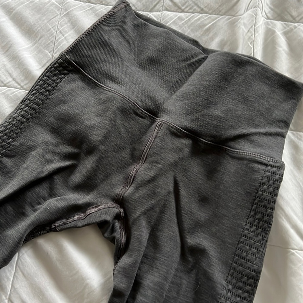 Alphalete Leggings